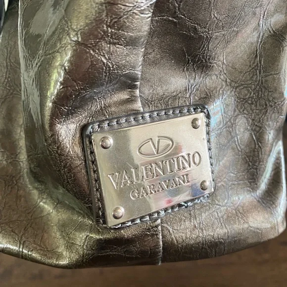 COPY - Valentino Garavani Petale Patent Leather Tote - Picture 4 of 8